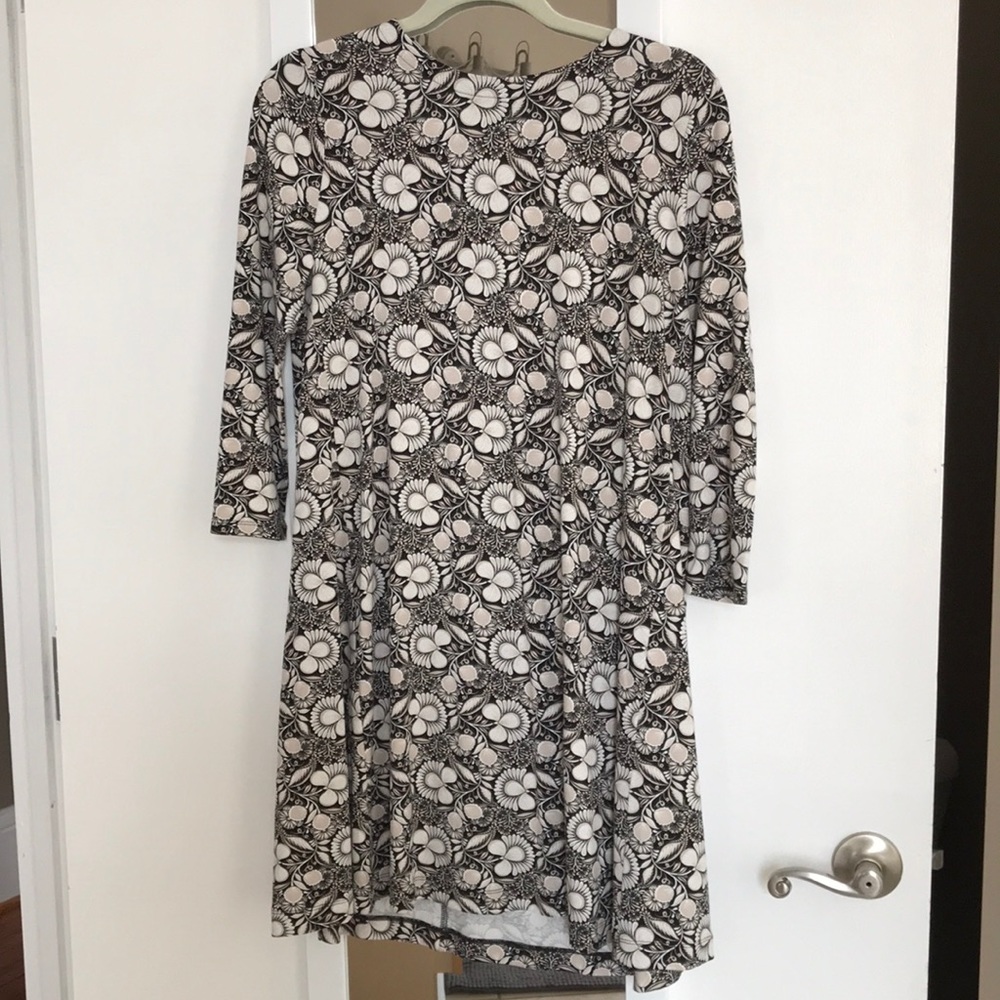 Mid sleeve printed dress